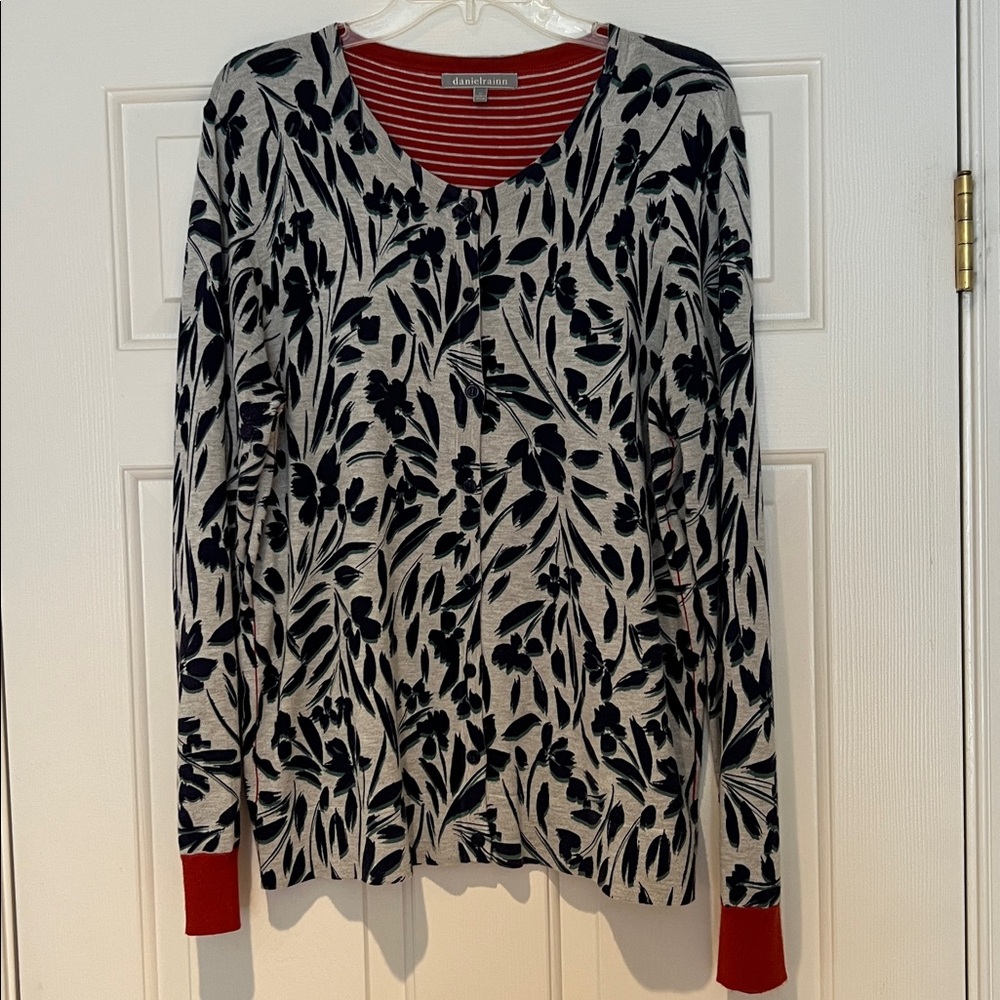 Floral Patterned Sweater with Red Accents